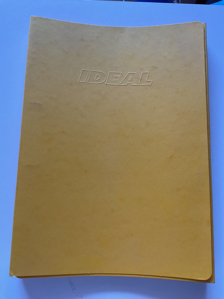 IDEAL carpeta kraft