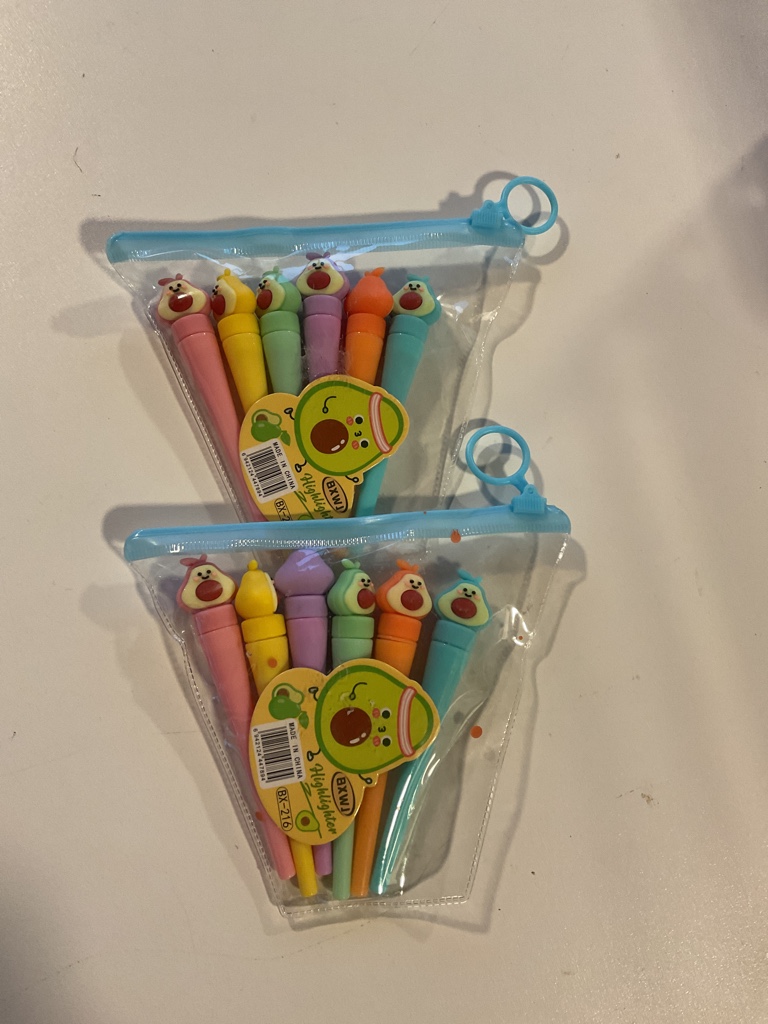 Set esferos pastel con estuche