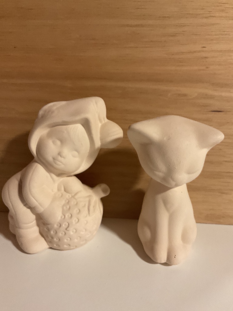 Figuras blancas decorativas