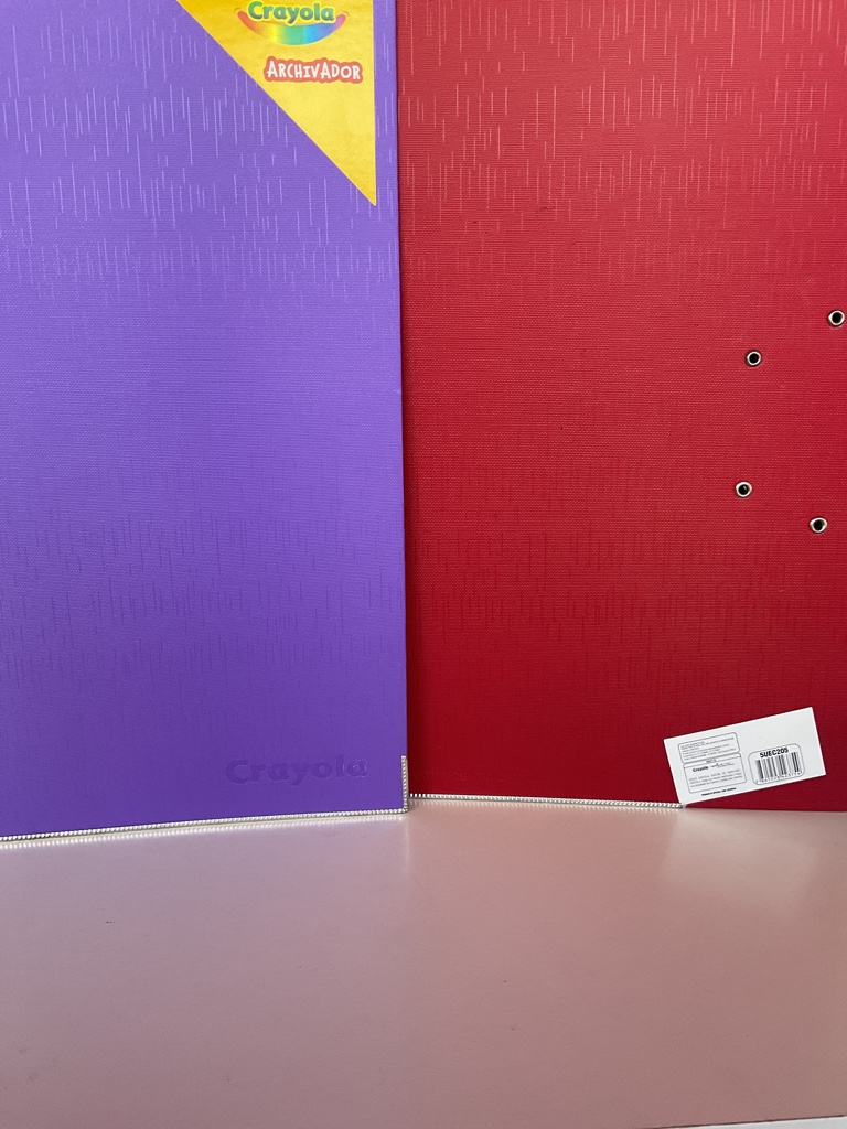 Crayola archivador morado