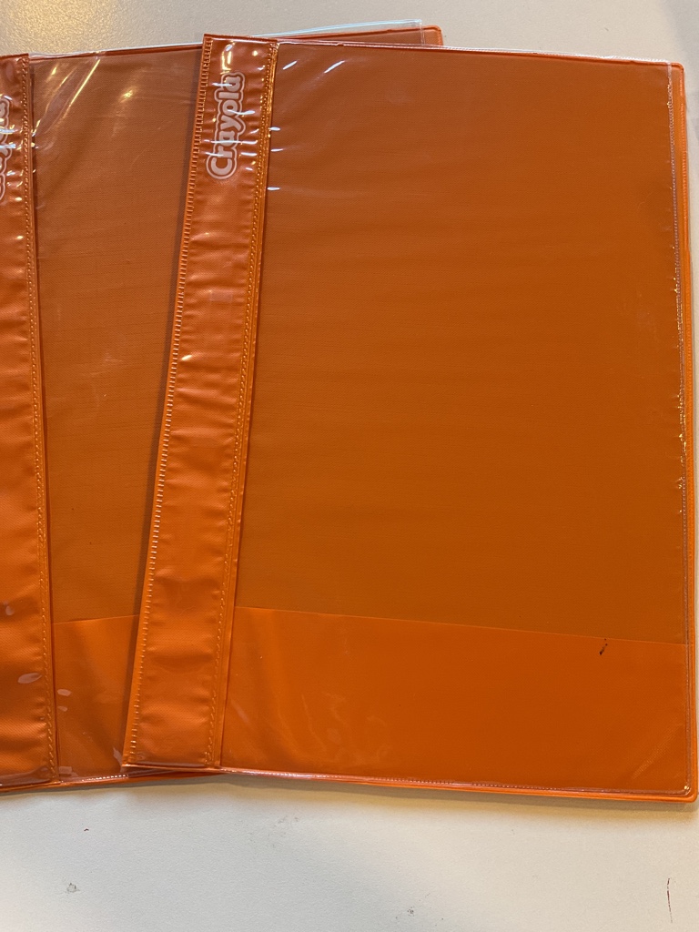 Crayola carpeta naranja tapa transparente