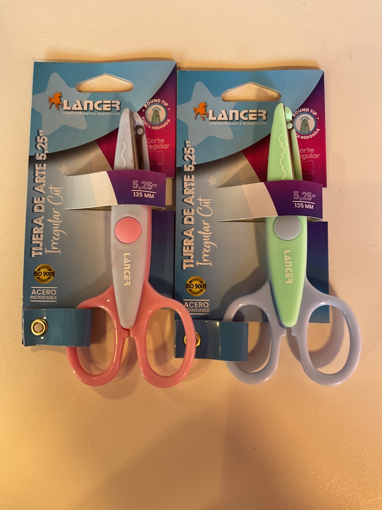 Lancer tijera de arte 5.25"