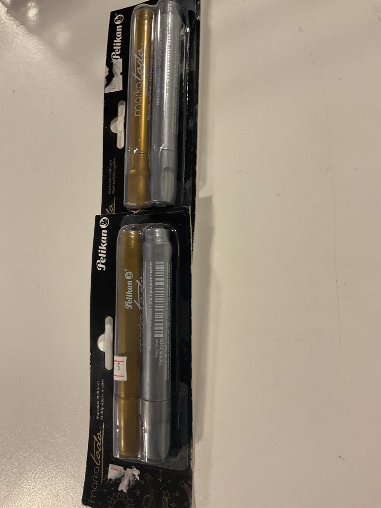 Pelikan marcadores metalicos dorado y plata