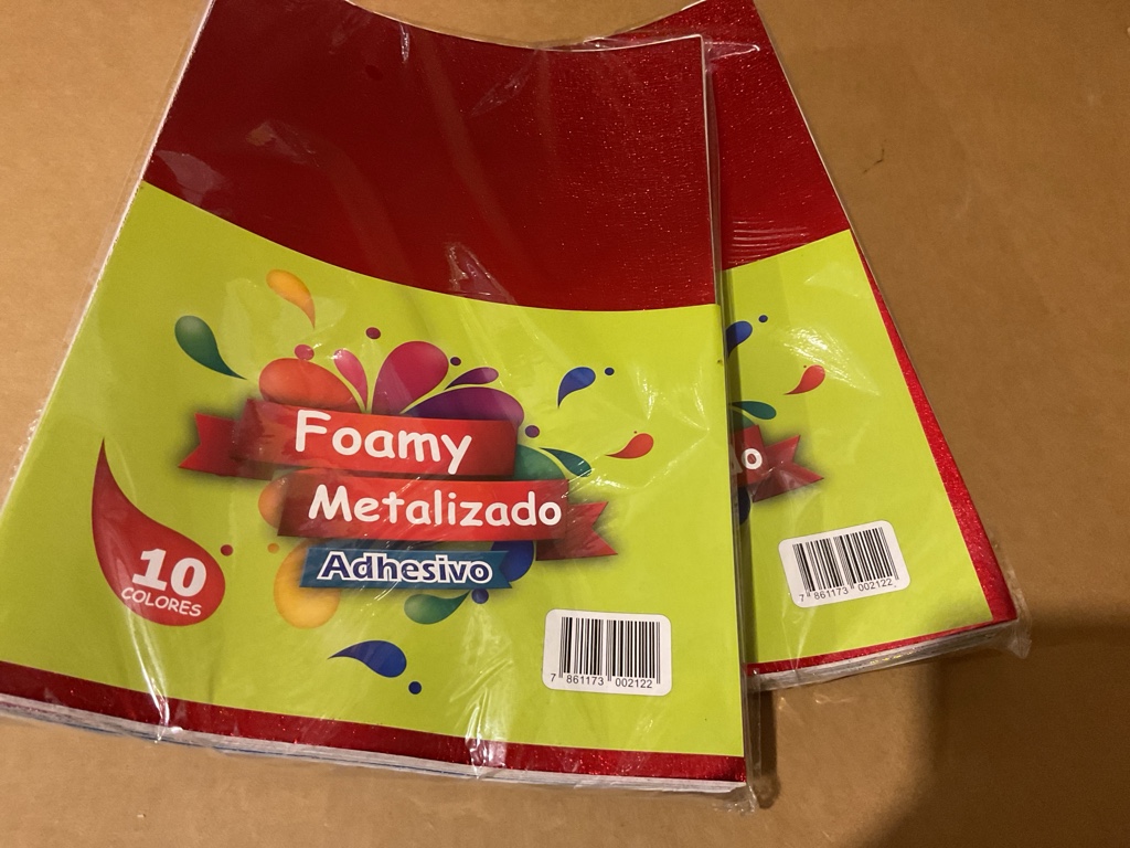 Foamy metalizado adhesivo 10 colores