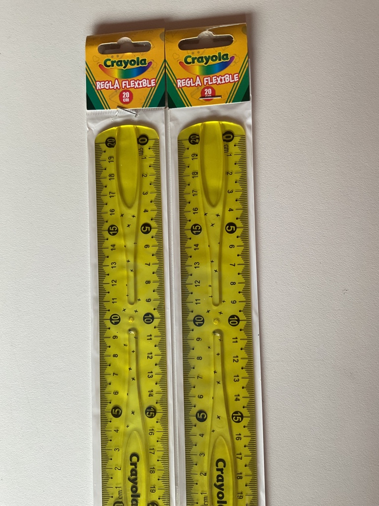 Crayola regla flexible amarilla 20 cm