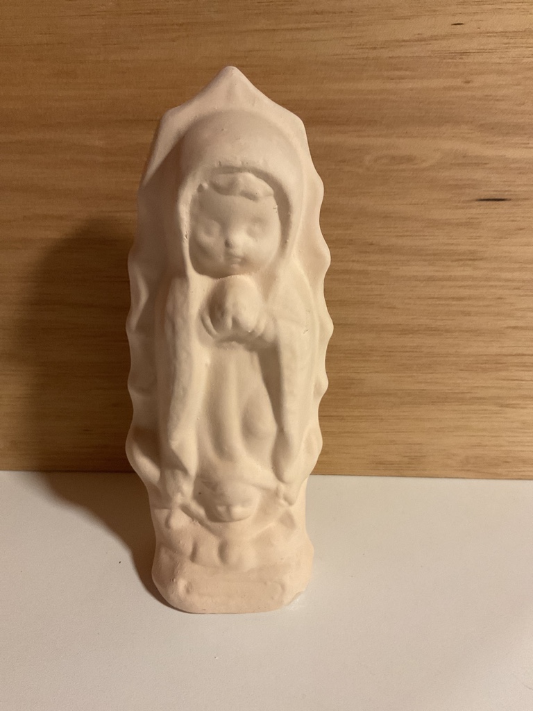 Virgen decorativa blanca
