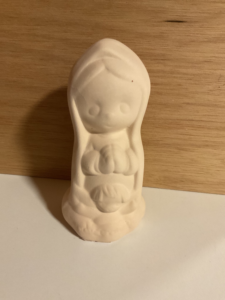 Figura blanca niña