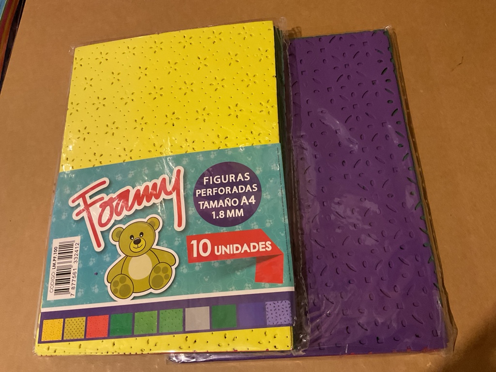 Fomy amarillo y morado A4