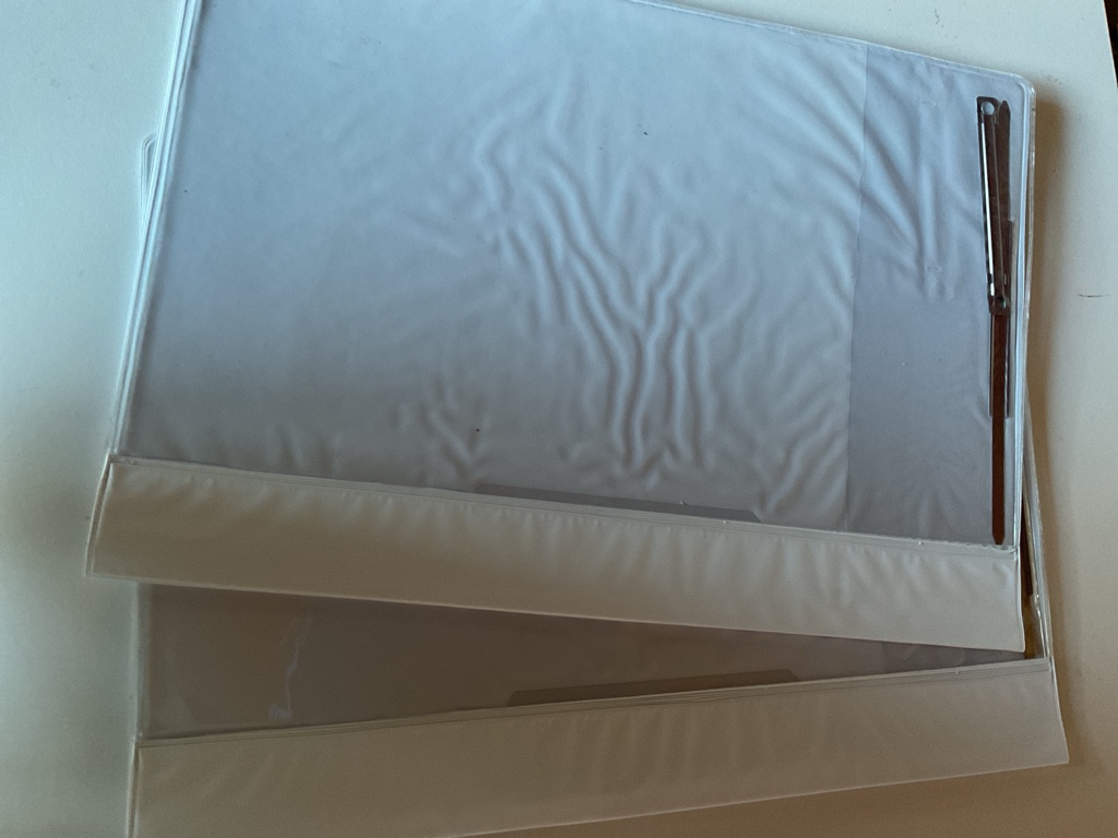 Forro transparente carpeta blanca