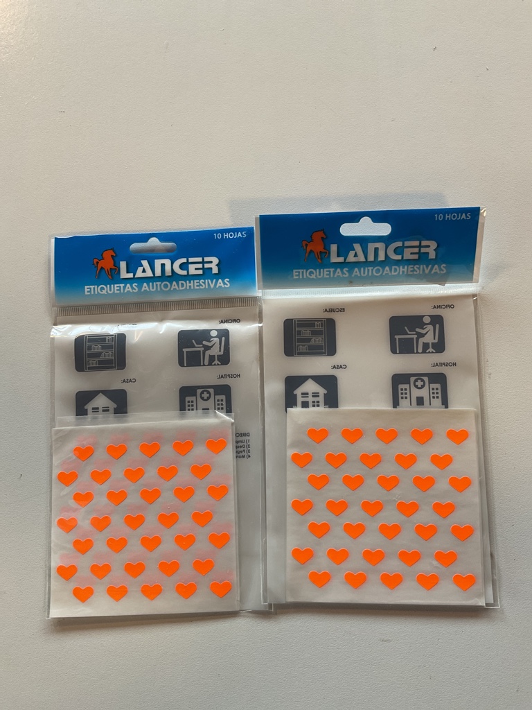 Lancer etiquetas adhesivas corazones naranjas