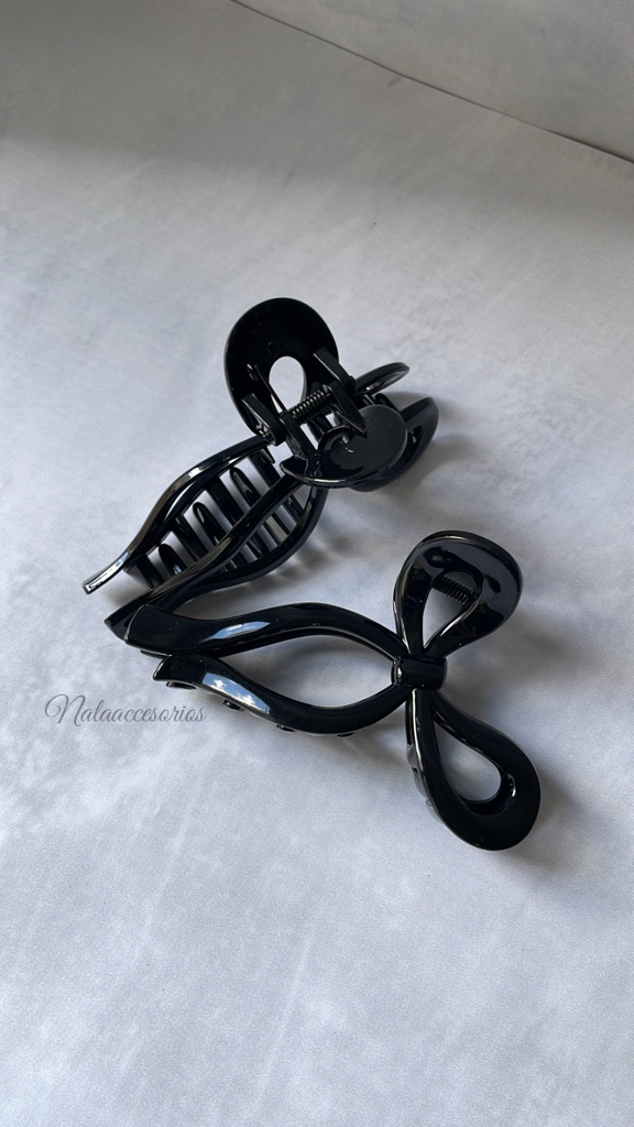 Broche x2 moño negro