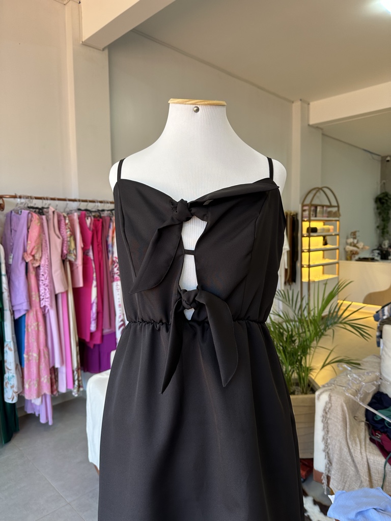 Vestido preto curto Alfaiataria G