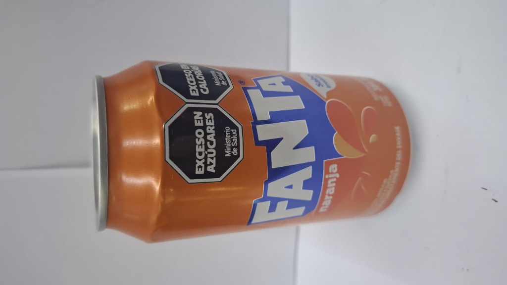 Fanta Naranja lata 354