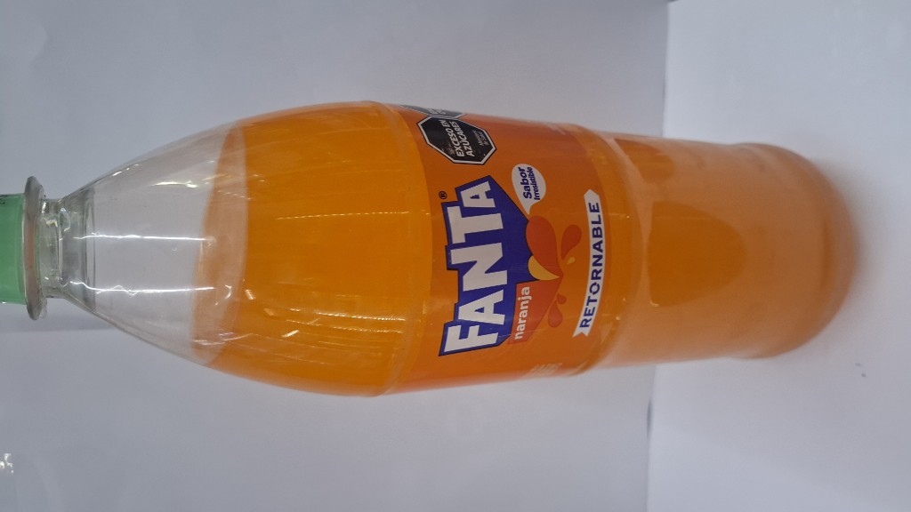 Fanta Naranja retornable 2L