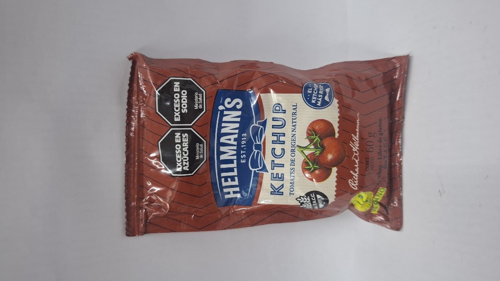 Hellmann's Ketchup sobre rojo 60g