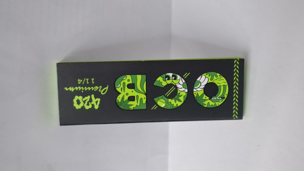Ocb papel negro Premium 1 1/4