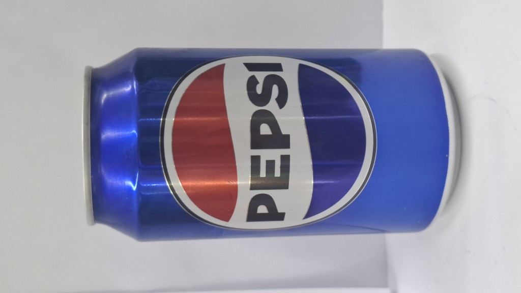 Pepsi lata azul