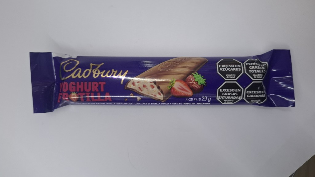 Cadbury Yogourt frutilla 29g