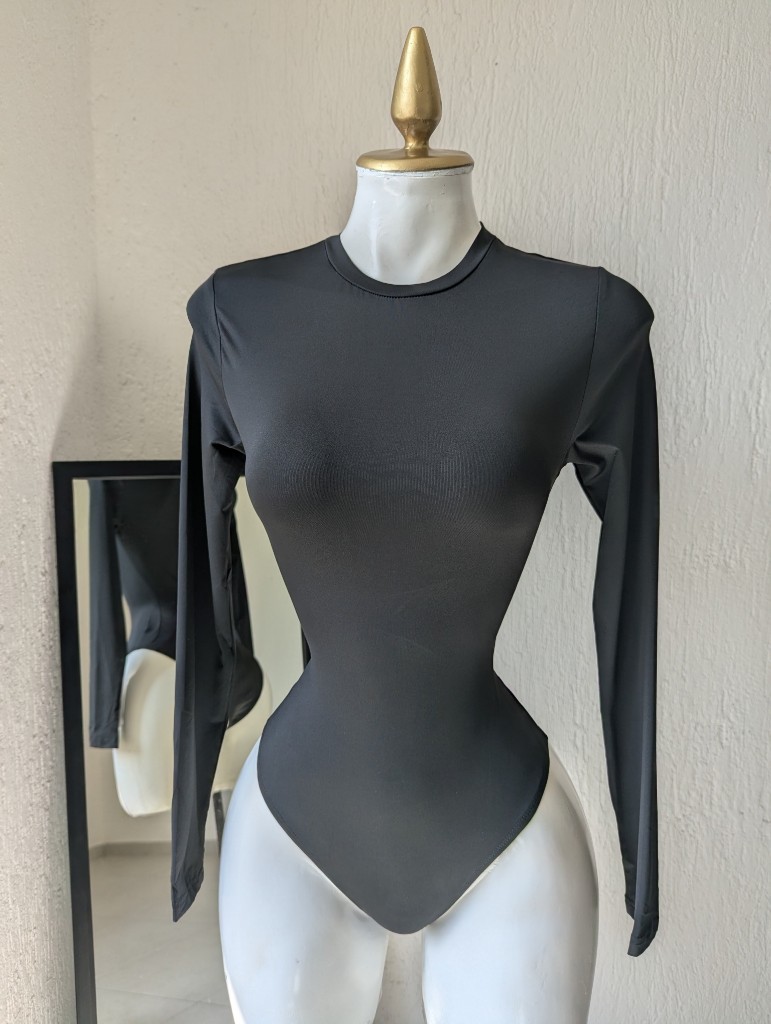 Body manga larga NEGRO 143BD