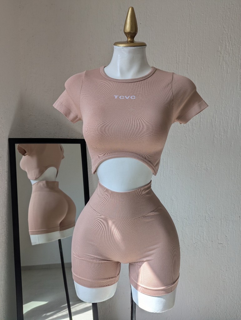 Conjunto deportivo short ROSA AU