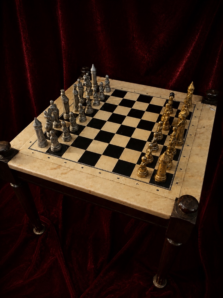 Mesa de xadrez medieval