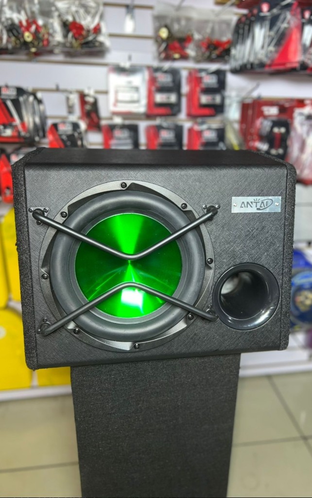 SUBWOOFER AMPLIFICADO DE CAJON