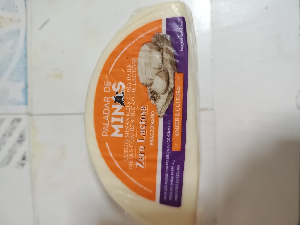 Queijo meia-cura Zero lactose