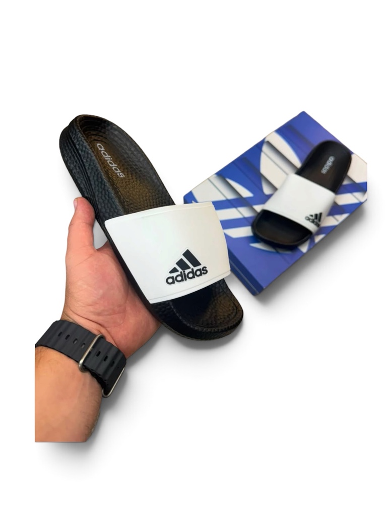 Chancletas Adidas blanca