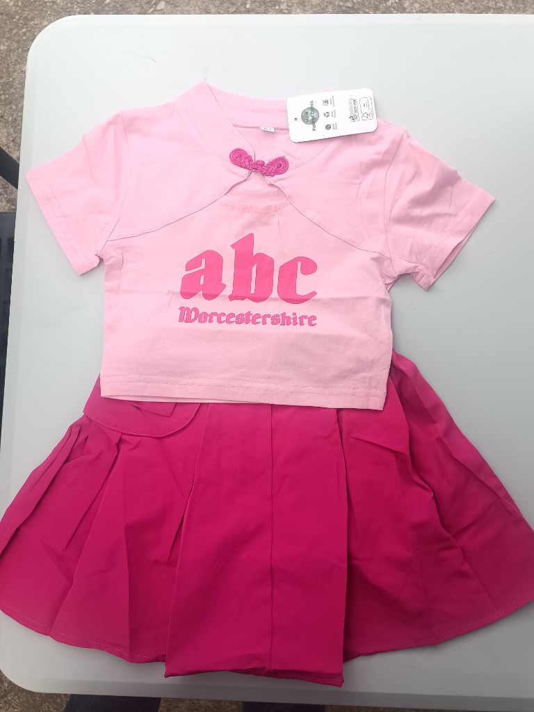 Conjunto infantil rosado abc