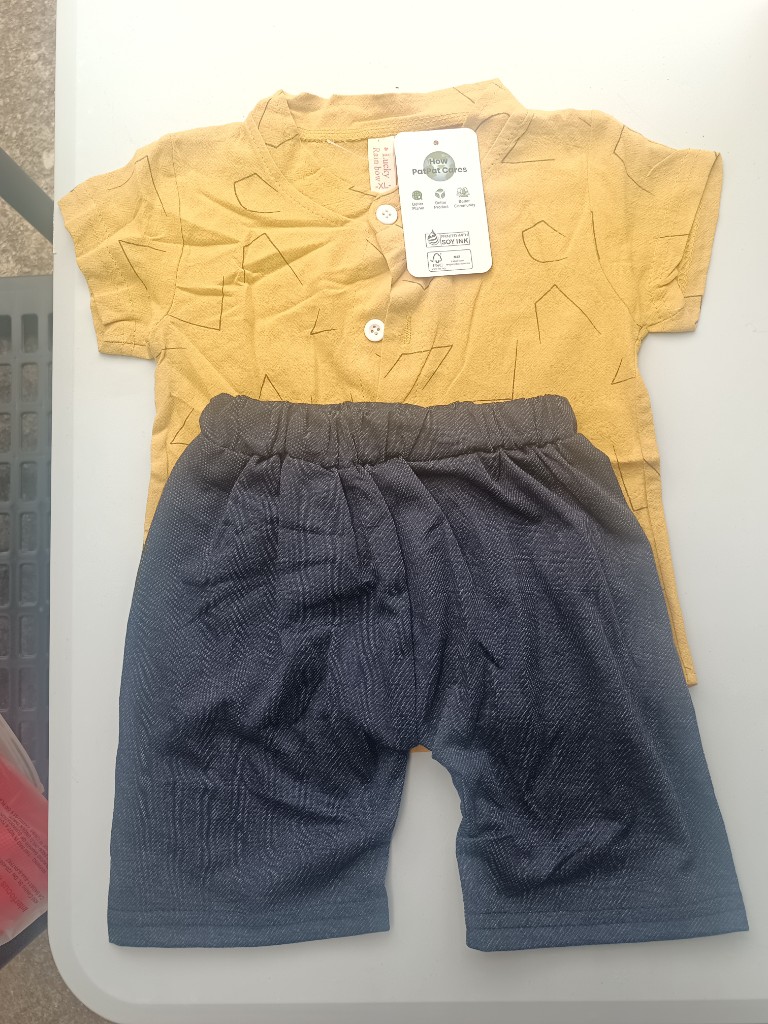 Lucky Niño conjunto mostaza y azul
