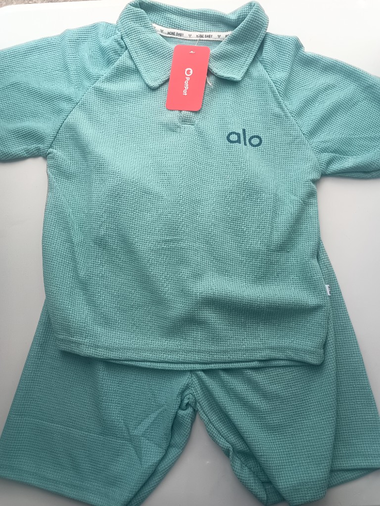 Alo conjunto verde agua