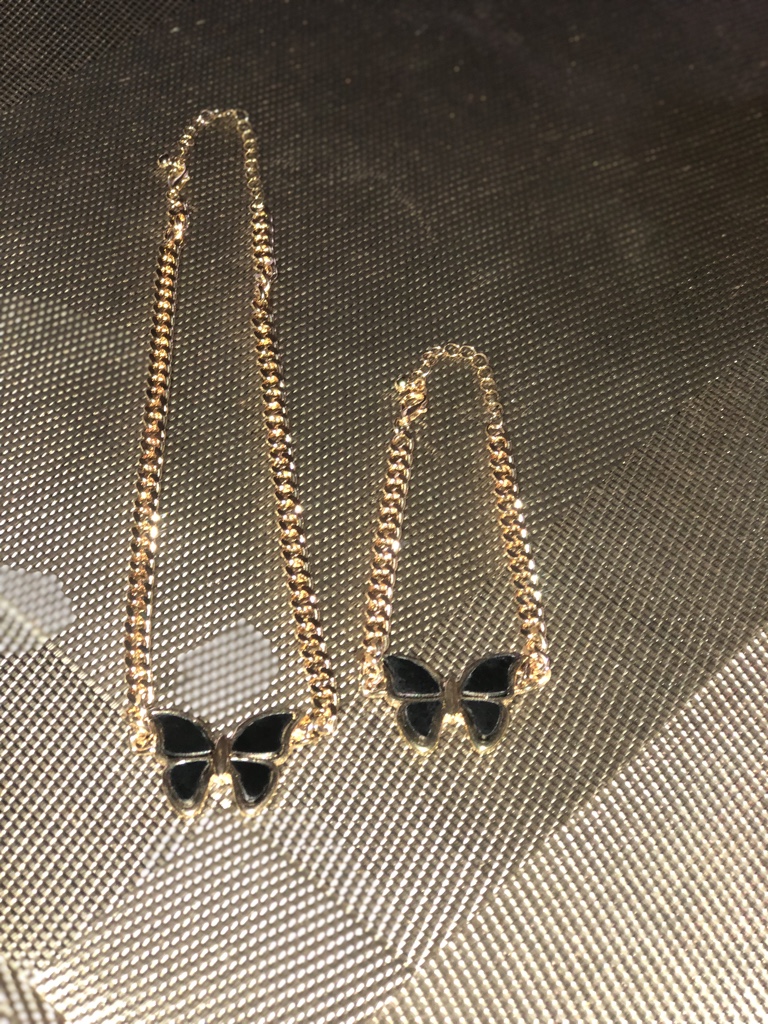 Pulsera  y cadena mariposa dorada