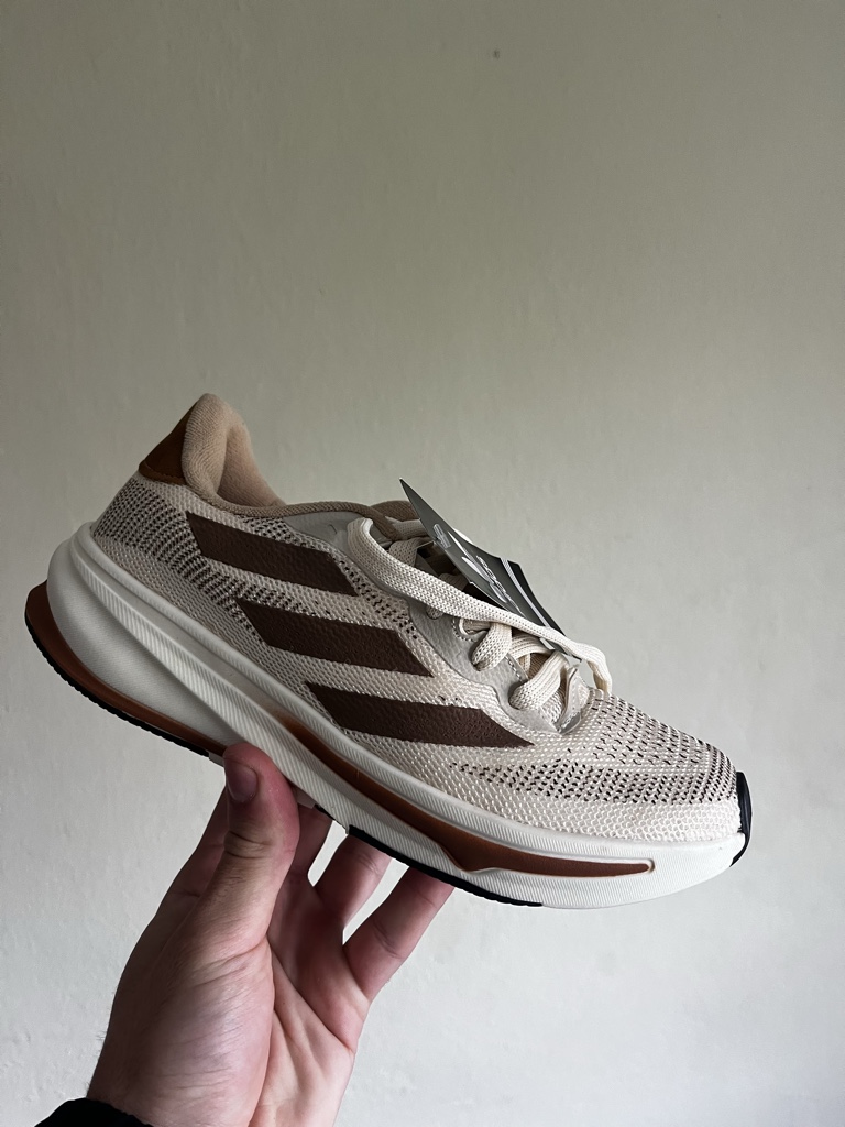 adidas beige deportivos