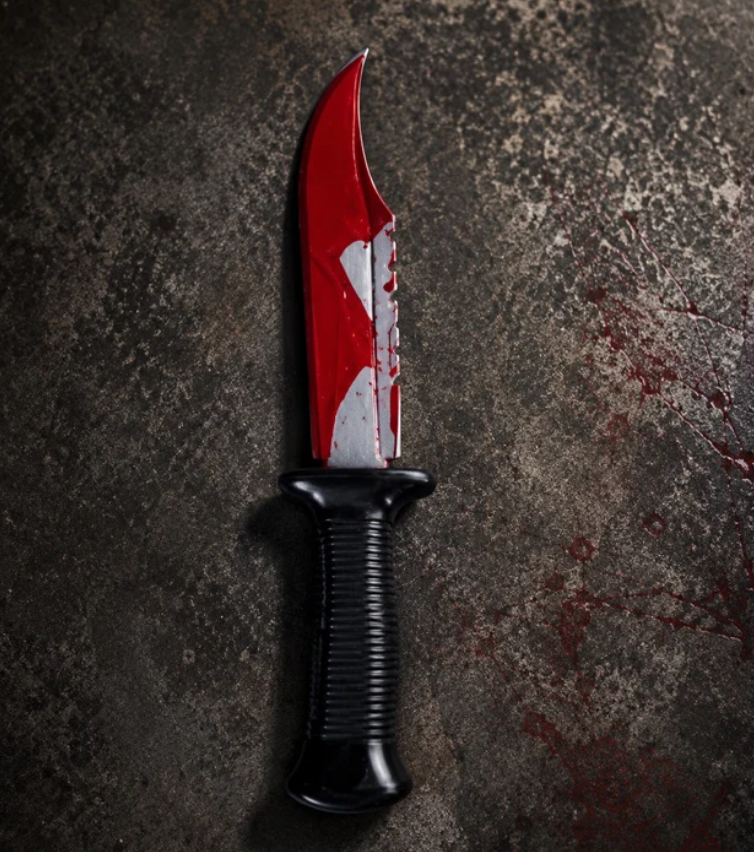 Cuchillo plastico con sangre - 900017