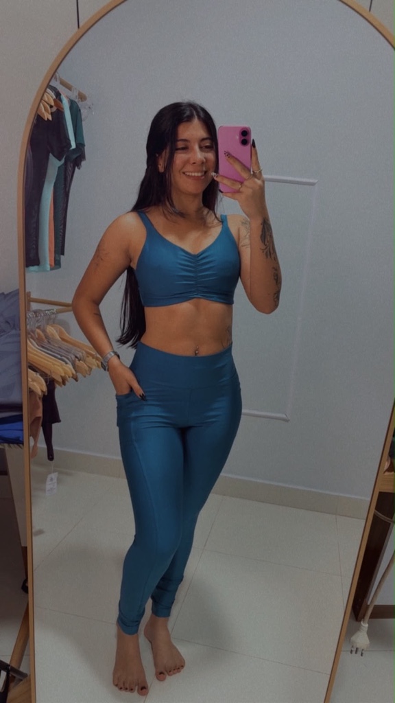 Conjunto com calça