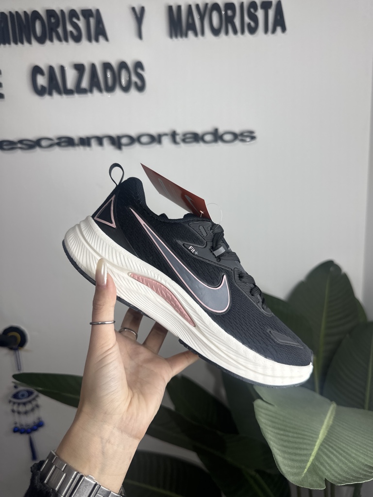 Nike fit más