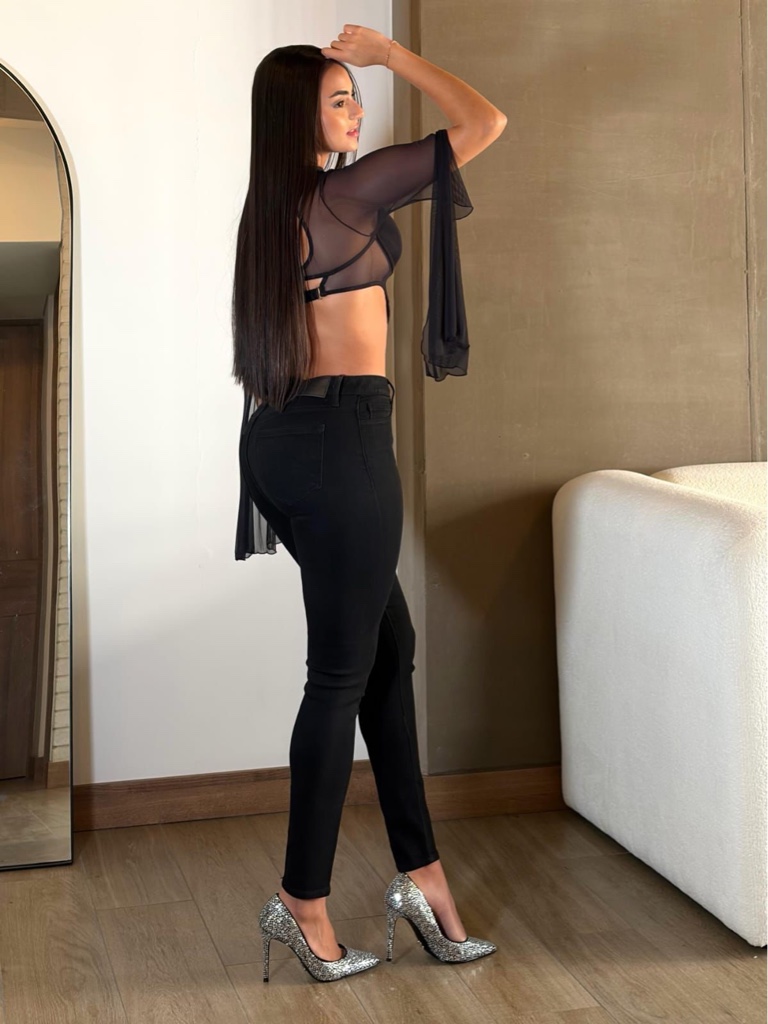 Jean skiny negro