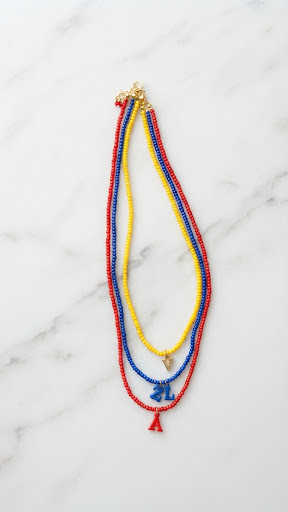 Collar tricolor palabra VZLA