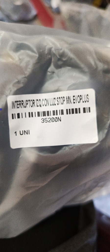 Manillar EVO IZQ. CON LUZ DE STOP