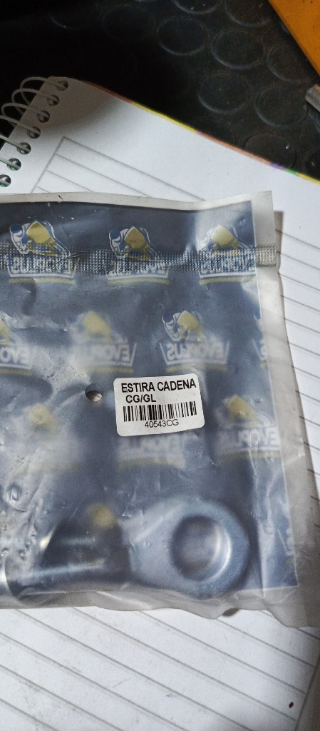 Estira cadena CG