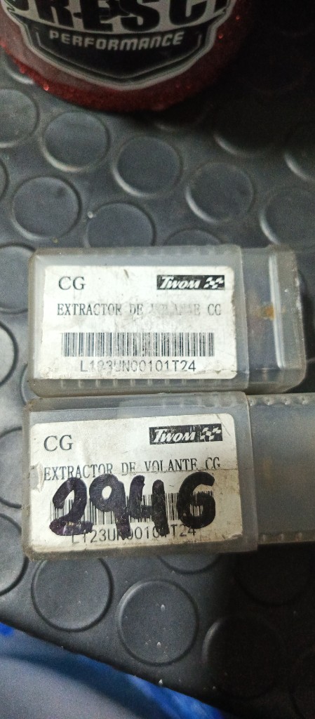Extractor de volante CG
