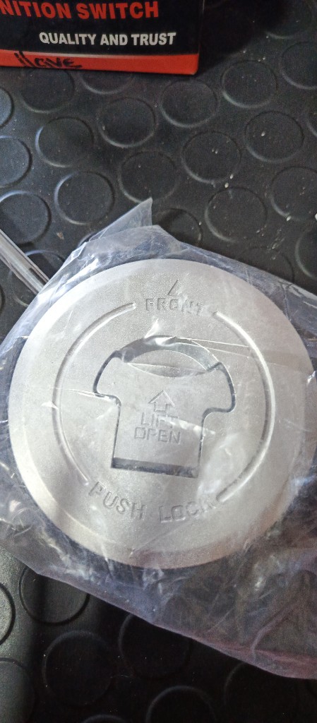 Tapa tanque CR1