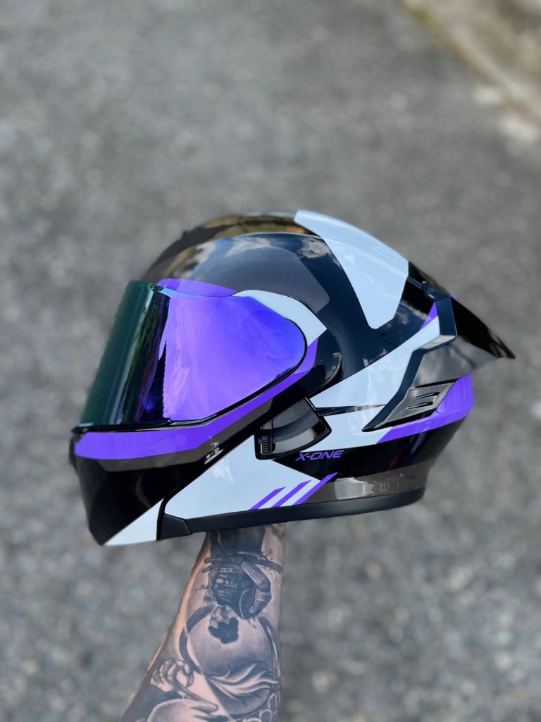 Casco X-ONE NEGRO/VIOLETA
