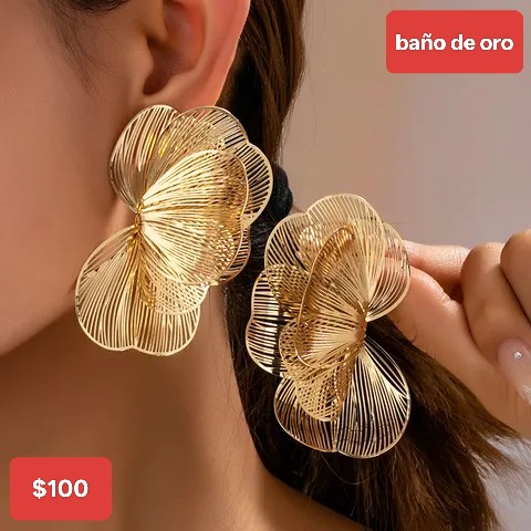 Aretes baño de oro flor
