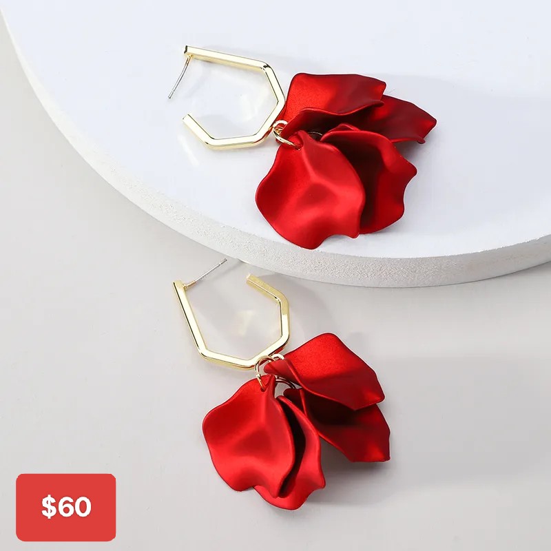 Aretes dorados flor roja