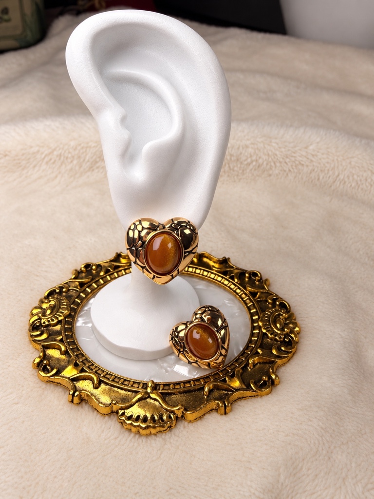 Aretes ojo de tigre corazón
