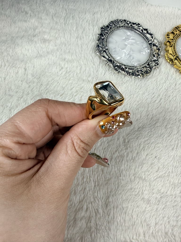 Anillo chunky cuadrado