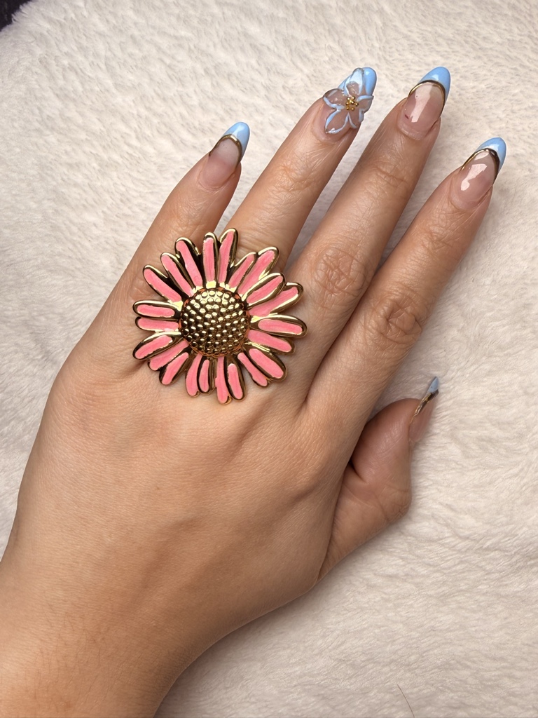 Anillo de flor rosa