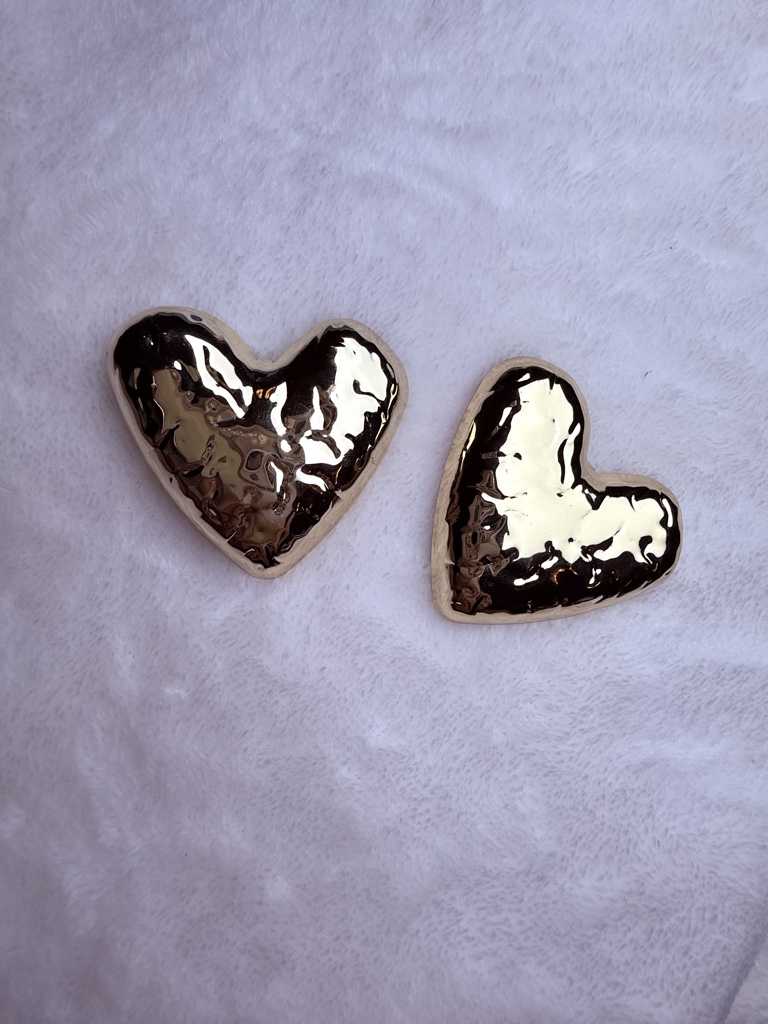 Aretes corazón grandes