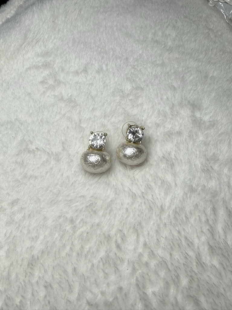 Aretes perla y zirconia